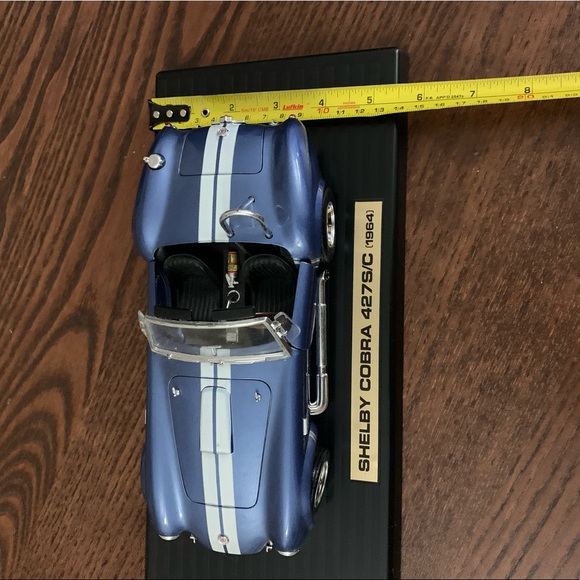 shelby cobra(1964) - Picture 7 of 8